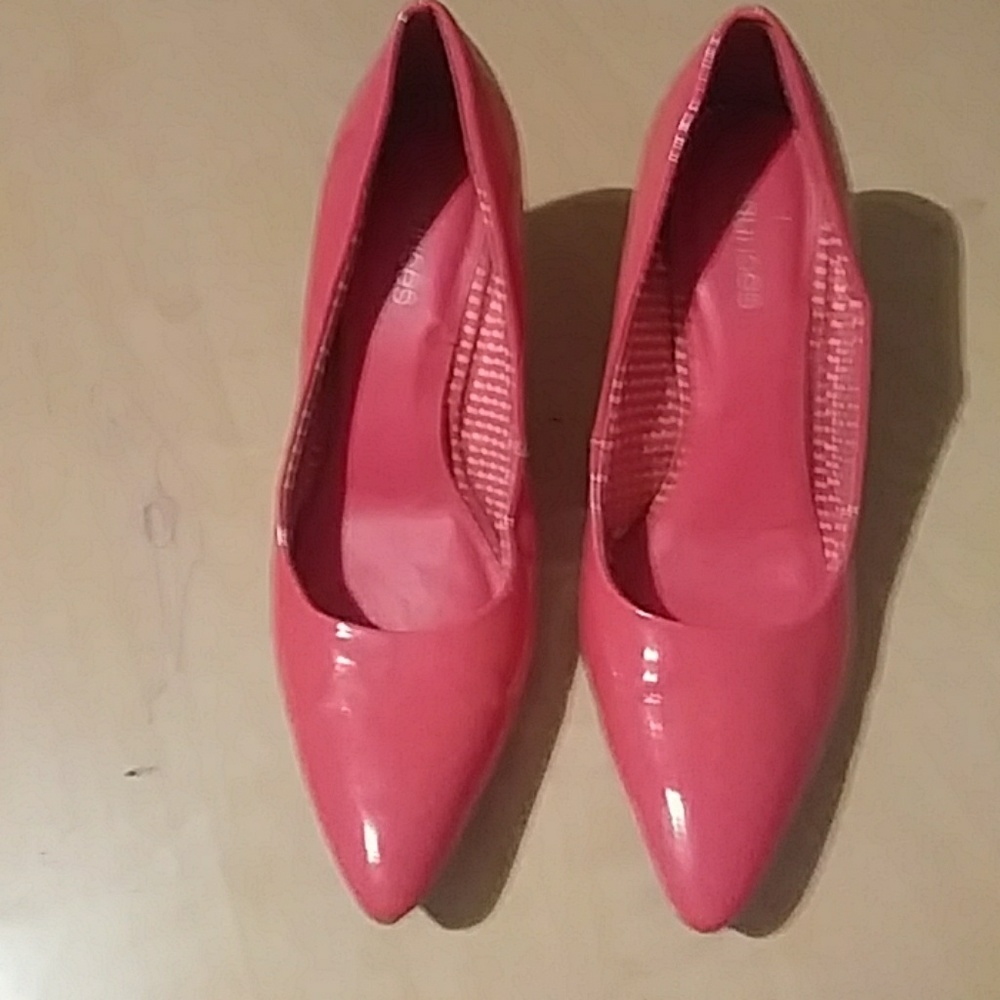 Hot Pink heels
